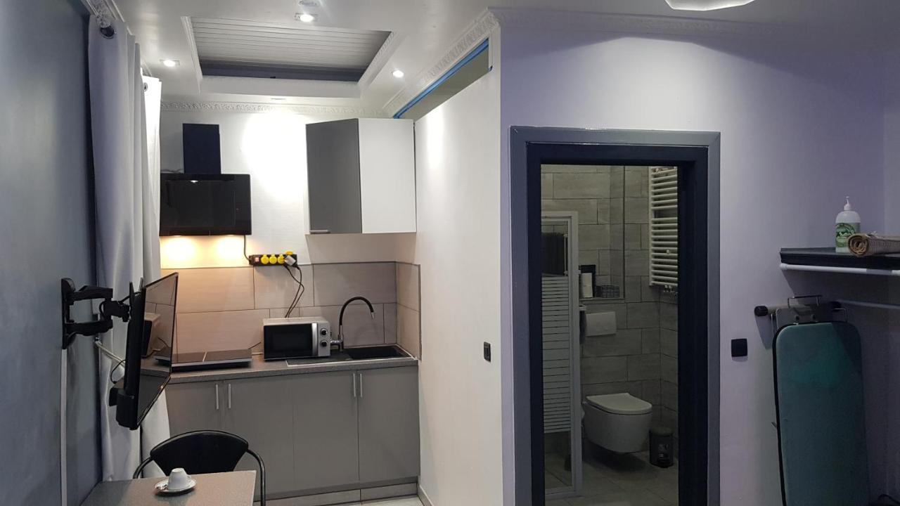Chambre luxueuse proche centre ville et aéroport Montignies-sur-Sambre Exterior foto